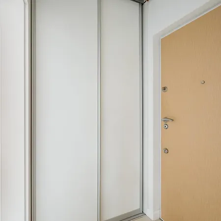 Apartment Chocimska Urban Peace By Bookinghost *