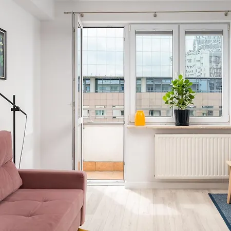 Chocimska Urban Peace By Bookinghost Apartment Warsaw