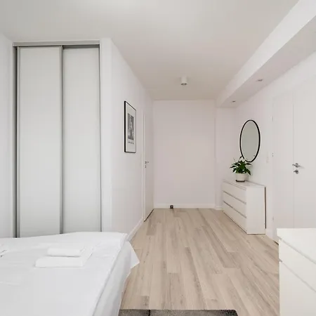 Apartment Chocimska Urban Peace By Bookinghost Warsaw