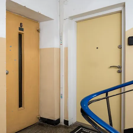 Chocimska Urban Peace By Bookinghost Varsovia