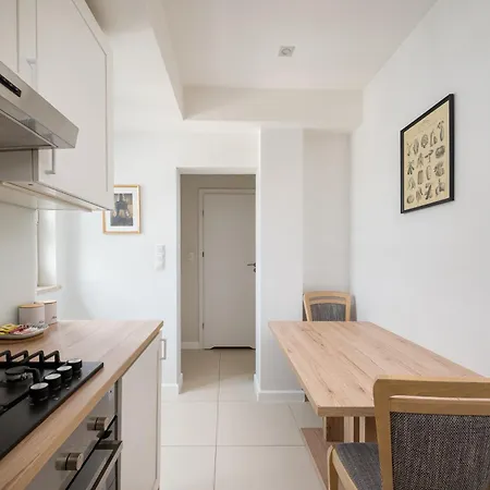 Chocimska Urban Peace By Bookinghost Varsovia